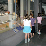 Image of kids in anthropology hall
